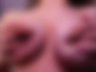 Lia's Live Sex Cam Show