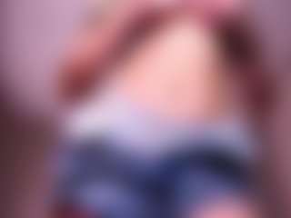 Live cam show with Lia - Lush Latina on Gym Cam Girls