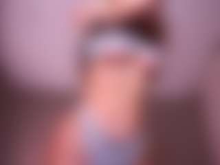 Lia's Live Sex Cam Show