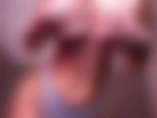 Lia's Live Sex Cam Show