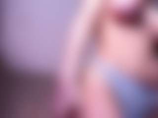 Lia's Live Sex Cam Show