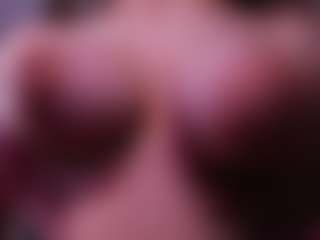 Lia's Live Sex Cam Show