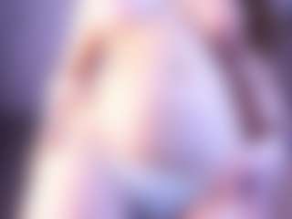 Live cam show with Lia - HD Brown Hair on sexylivex.com