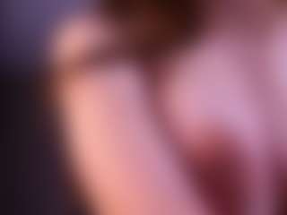 Live cam show with Lia - Butt Plug on Camsoda