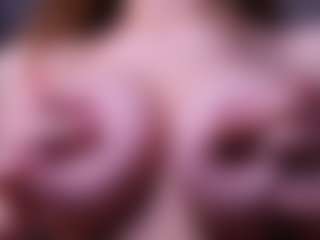 Lia's Live Sex Cam Show