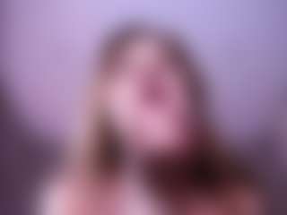 Live cam show with Lia - Butt Plug on Dare Cams