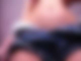 Live cam show with Lia - Erotic Dance on CamClone