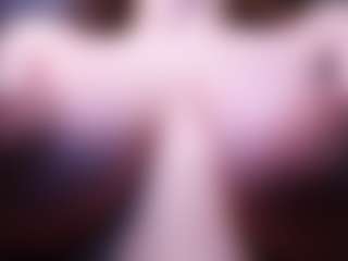 Live cam show with Lia - Athletic College on Camsoda