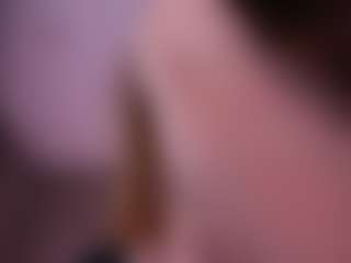 Live cam show with Lia - Butt Plug on slutload