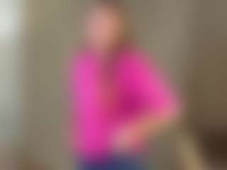 Live cam show with Amelia - Flashing on parknlotfishbdy