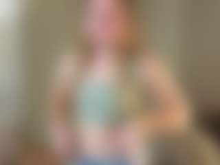 Live cam show with Amelia - Tittyfuck on UwU Esports