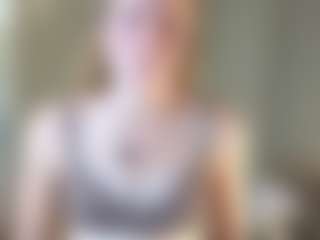 Amelia's Live Sex Cam Show