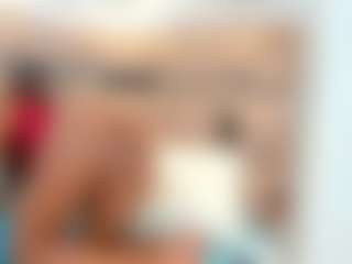 Maite-Wayne's Live Sex Cam Show