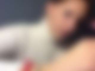 Live cam show with Rira - New Petite on livesuperchat.net
