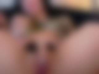 Live cam show with Miss-Siennaa - Facial Piercings on Taboo Cams XXX