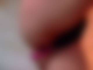 Live cam show with Miss-Siennaa - Cum Curvy on Pornisteam.com