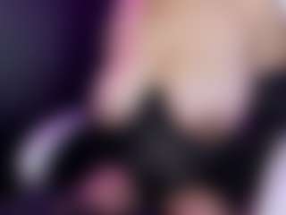 NAOMY's Live Sex Cam Show