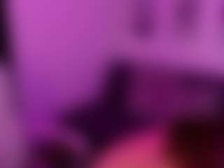 NAOMY's Live Sex Cam Show