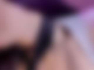 NAOMY's Live Sex Cam Show