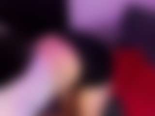 NAOMY MILF webcam performer live streaming