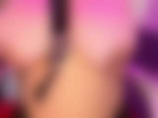 NAOMY's Live Sex Cam Show