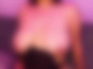 NAOMY's Live Sex Cam Show