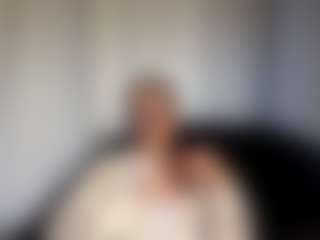 ShanonQasba's Live Sex Cam Show