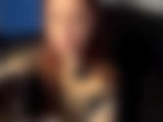 Live cam show with ShanonQasba - Middle Aged on Camsoda