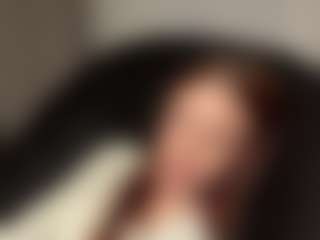 Live cam show with ShanonQasba - Skinny MILF on camgirlchat.live