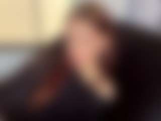 Live cam show with ShanonQasba - Average on xDating