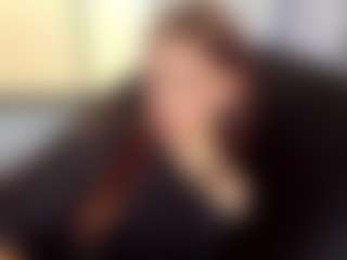 Live cam show with ShanonQasba - Granny on xDating