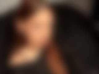 Live cam show with ShanonQasba - Spy MILF on Camsoda