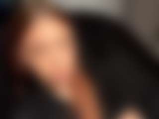 Live-Cam-Show mit ShanonQasba - Brown Hair Teen (18+) auf Camsoda