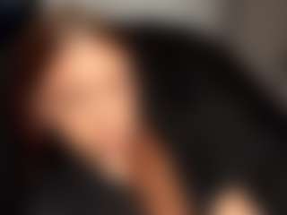 Live cam show with ShanonQasba - Normal on Camming Site
