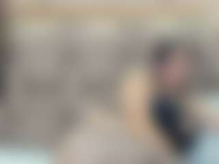 Live cam show with Valery-Cold - Shaved Pussy on Dare Cams