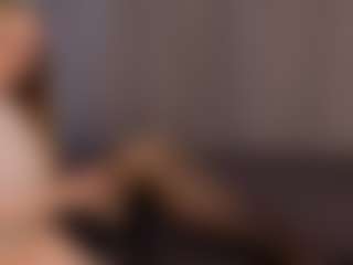 Live cam show with VanessaSuderman - Facial on Camsoda
