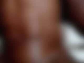 Drakebrown23's Live Sex Cam Show