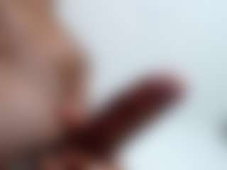 Drakebrown23's Live Sex Cam Show
