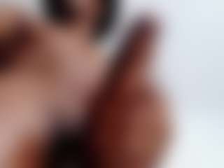 Live-Cam-Show mit Drakebrown23 - Latino auf Camsoda