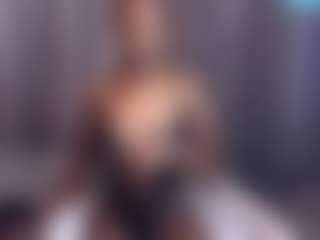 Live cam show with Fantasy254 - Oil on Camsoda