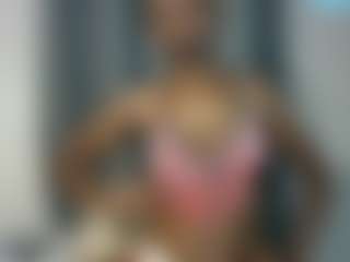 Live-Cam-Show mit Fantasy254 - Tittyfuck auf Camsoda