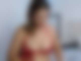 Live cam show with Kate-stewar - Spy Curvy on Dolls Live
