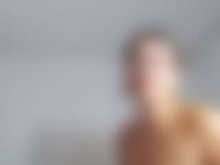 Live cam show with Kate-stewar - Squirt on CamClone