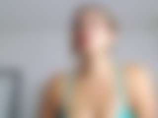 Live cam show with Kate-stewar - Public Mature on Gym Cam Girls