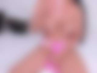 theylor-16's Live Sex Cam Show