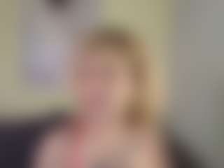 Live cam show with Trixie-June - New BBW on Pornisteam.com