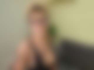 Live cam show with Trixie-June - New BBW on Instabang