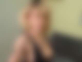 Trixie-June's Live Sex Cam Show