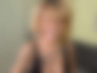 Trixie-June's Live Sex Cam Show