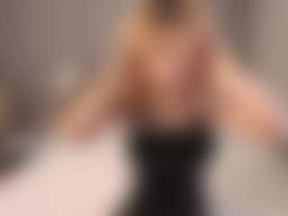 Trixie-June's Live Sex Cam Show